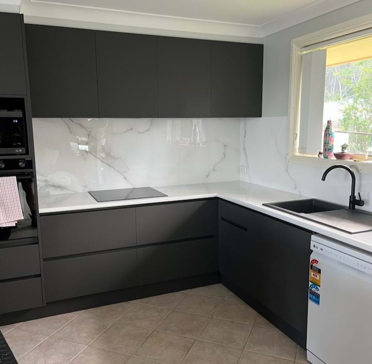 Kitchen Splashbacks, Acrylic Splashbacks, kitchen renovation, diy splashbacks